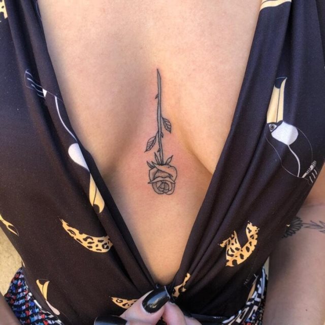 tattoo femenino sexy 10