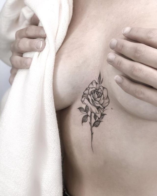 tattoo femenino sexy 11