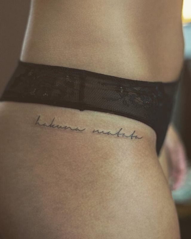 tattoo femenino sexy 13