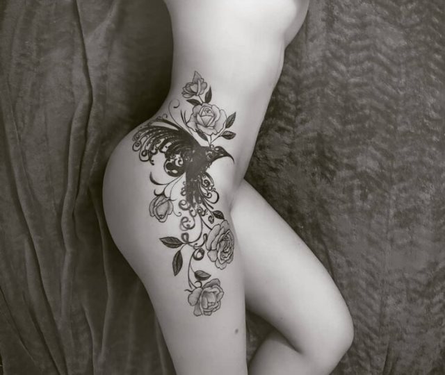 tattoo femenino sexy 24