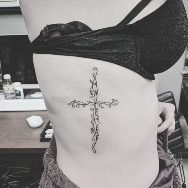 tattoo femenino sexy 29