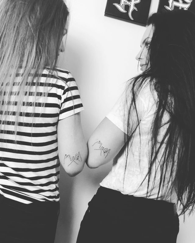 tattoo femenino simbolizan amistad 12
