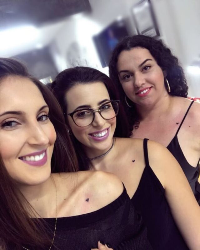 tattoo femenino simbolizan amistad 17