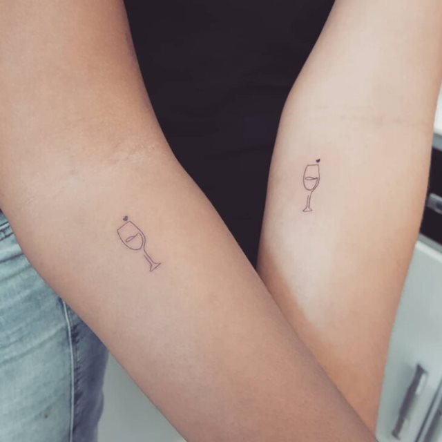 tattoo femenino simbolizan amistad 19