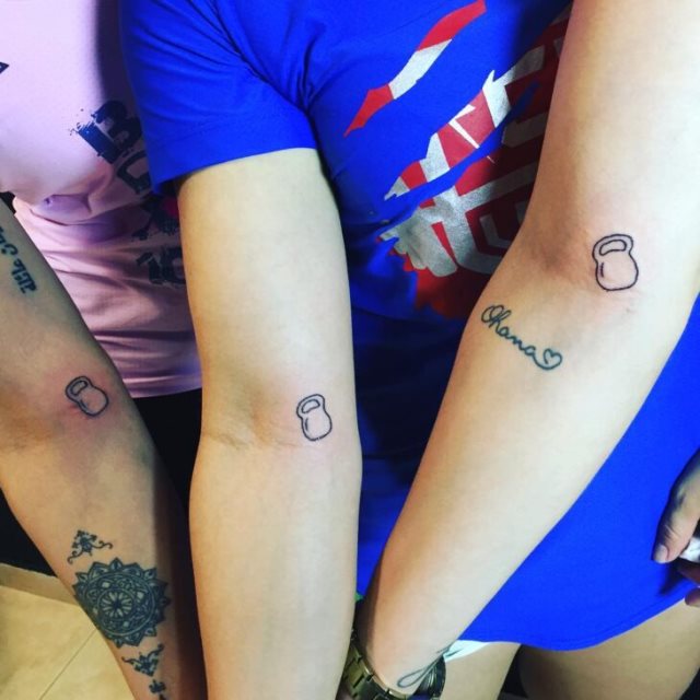 tattoo femenino simbolizan amistad 22