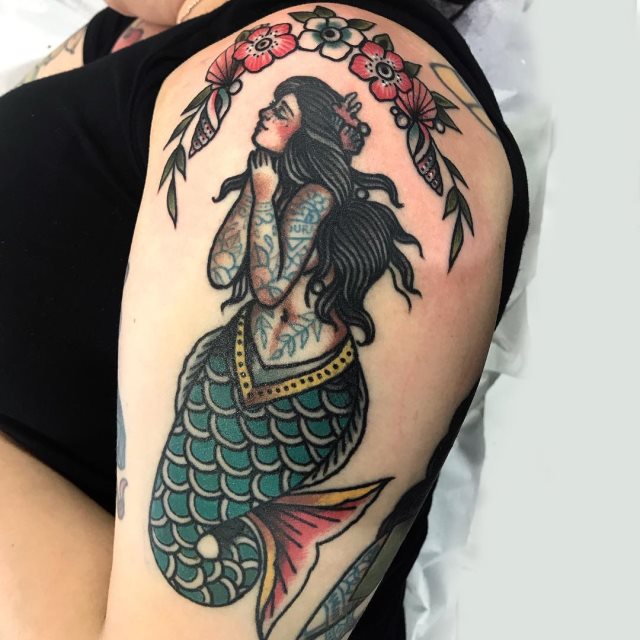 tattoo femenino sirena 06