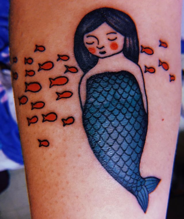tattoo femenino sirena 13