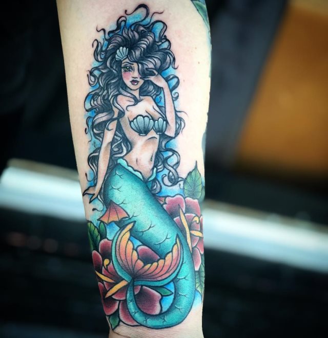 tattoo femenino sirena 35