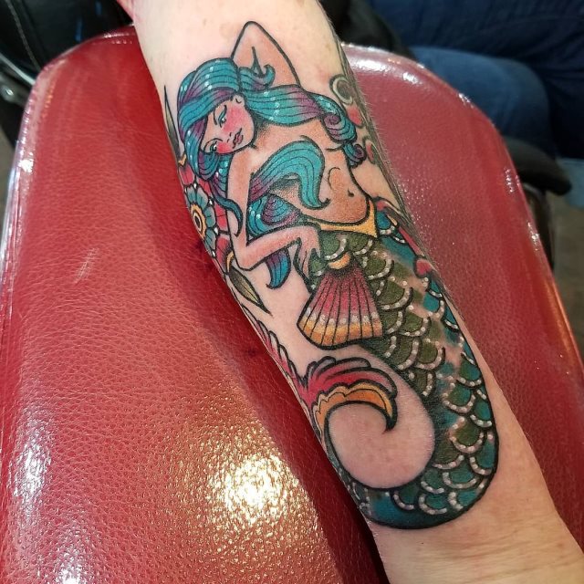 tattoo femenino sirena 61