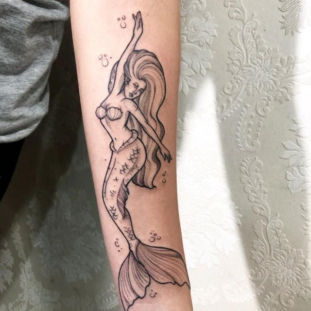 tattoo femenino sirena 75