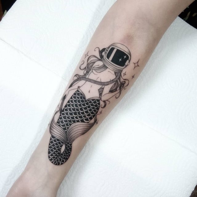 tattoo femenino sirena 79