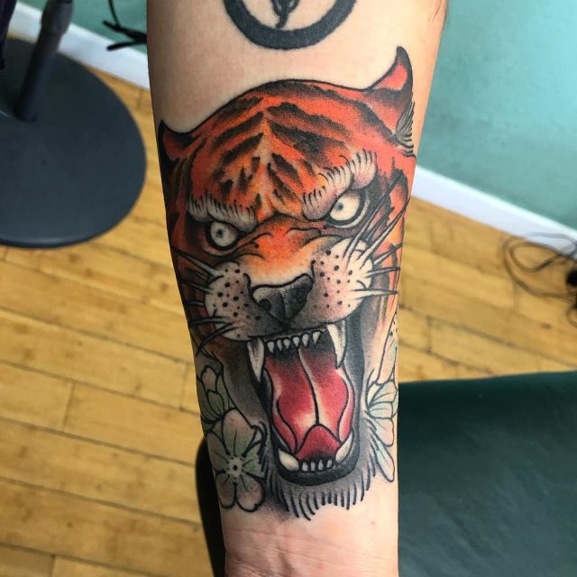 tattoo femenino tigre 48