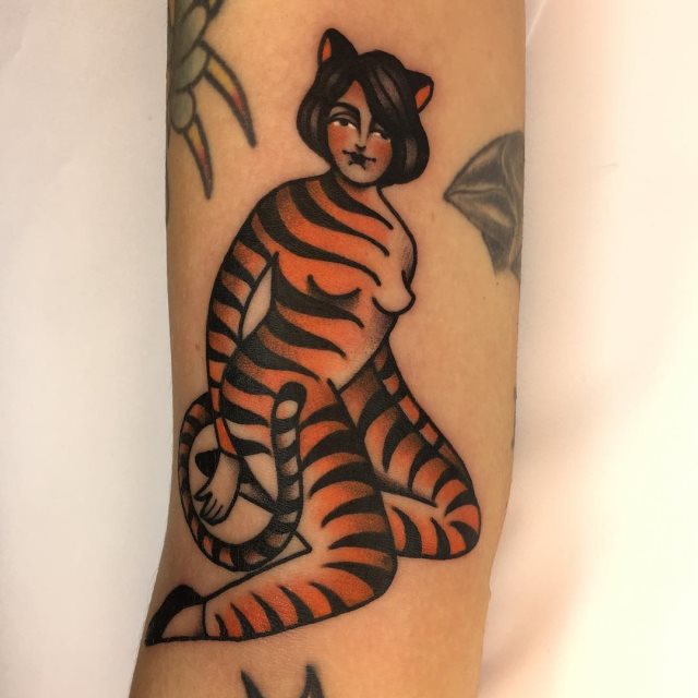 tattoo femenino tigre 57
