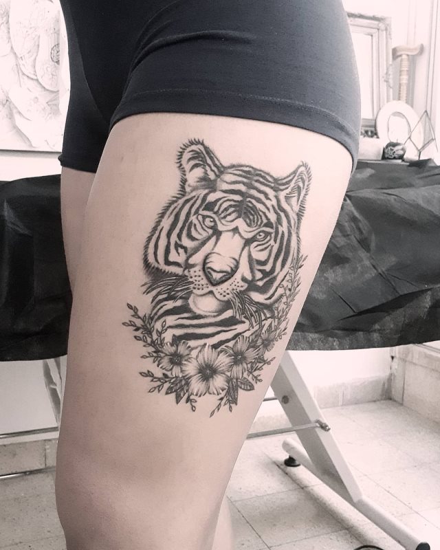 tattoo femenino tigre 68