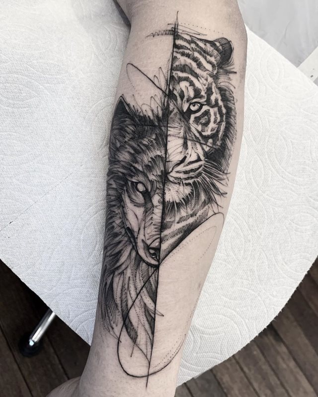 tattoo femenino tigre 69