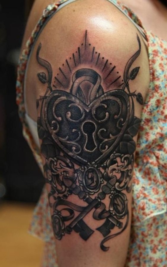 tatuaje CandadoyLlave153