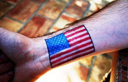 tatuaje bandera 550