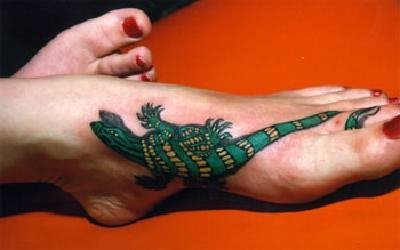 tatuaje reptil 1020