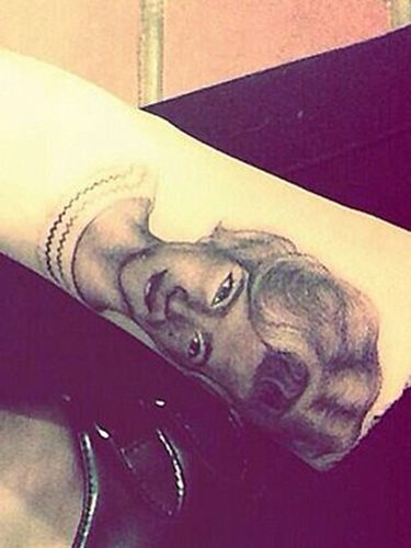 tatuaje celebrity famoso 44