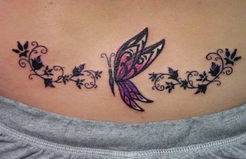 Diseo de una mariposa acompaada por unas flores en tonos negros, rosas y morados Diseo de una mariposa acompaada por unas flores en tonos negros, rosas y morados