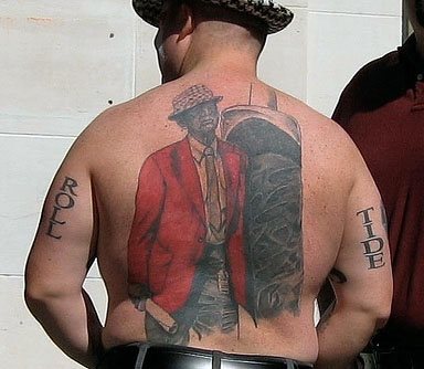 Diseo de un hombre con un saco de boxeo Diseo de un hombre con un saco de boxeo