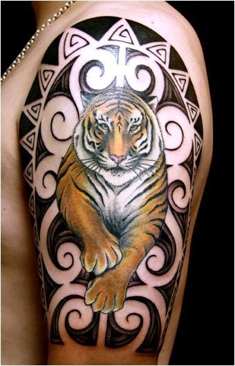 No es una buena mezcla un diseo maor o maya junto a un tigre No es una buena mezcla un diseo maor o maya junto a un tigre