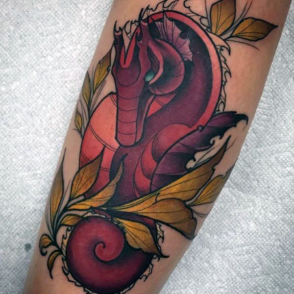 tatuaje caballito de mar para hombre 44
