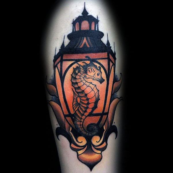 tatuaje caballito de mar para hombre 50
