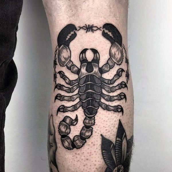 tatuaje escorpion para hombre 08