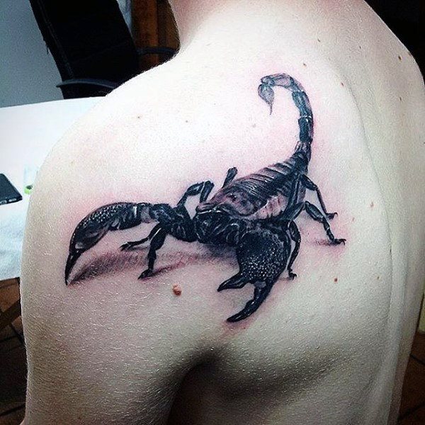 tatuaje escorpion para hombre 32