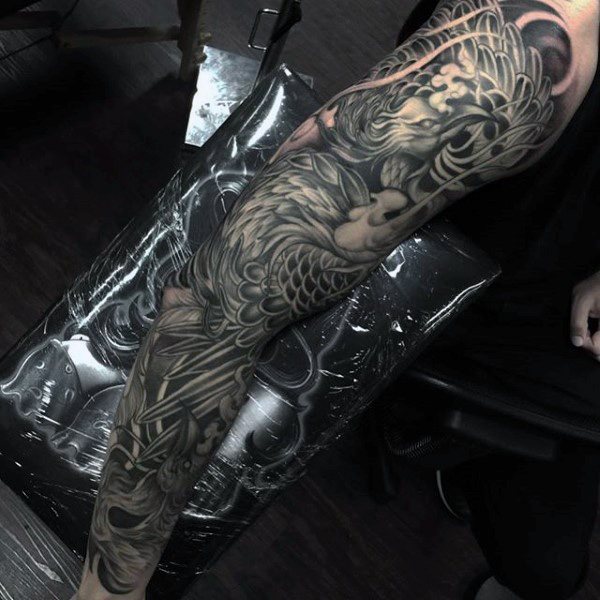 tatuaje fenix para hombre 15
