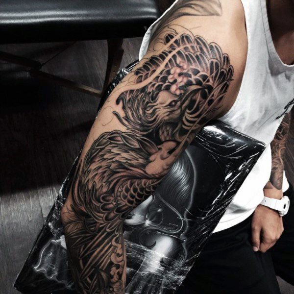 tatuaje fenix para hombre 36