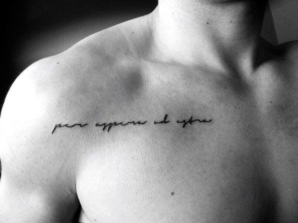tatuaje latin para hombre 41