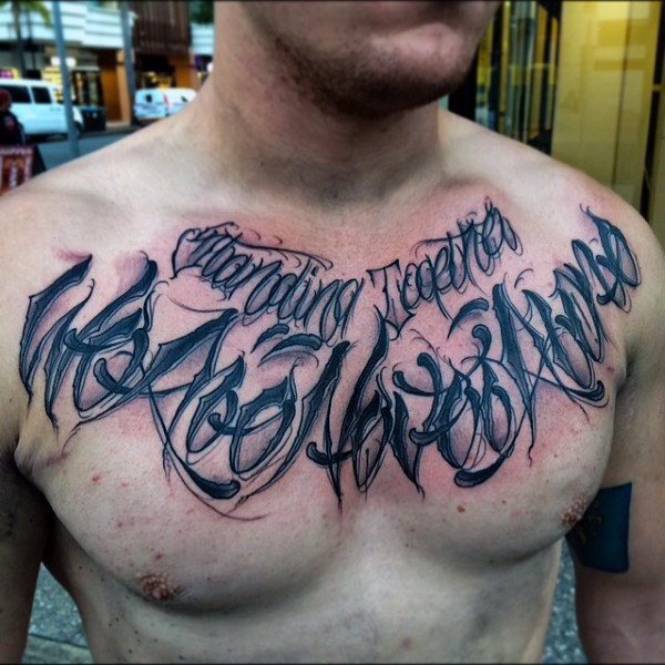 tatuaje letras para hombre 24