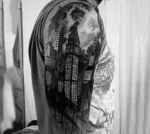 tatuaje luna para hombre 17