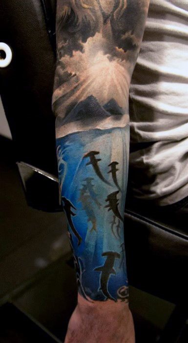 tatuaje manga tiburon para hombre 19