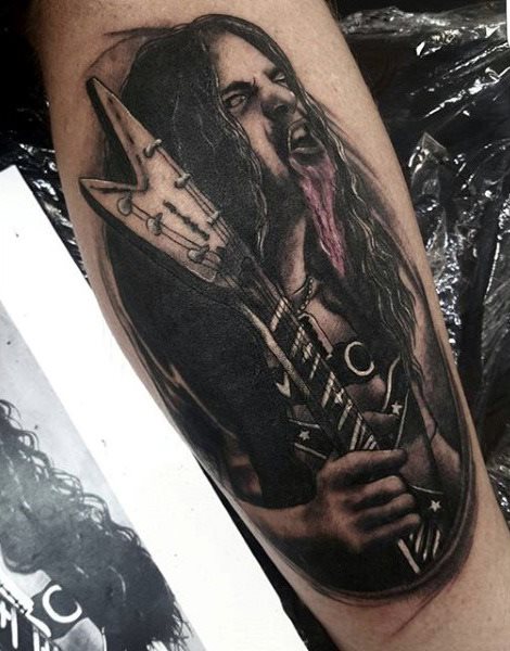 tatuaje musica para hombre 35