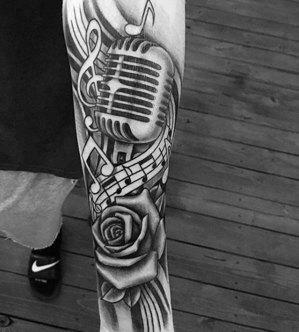 tatuaje musical para hombre 10