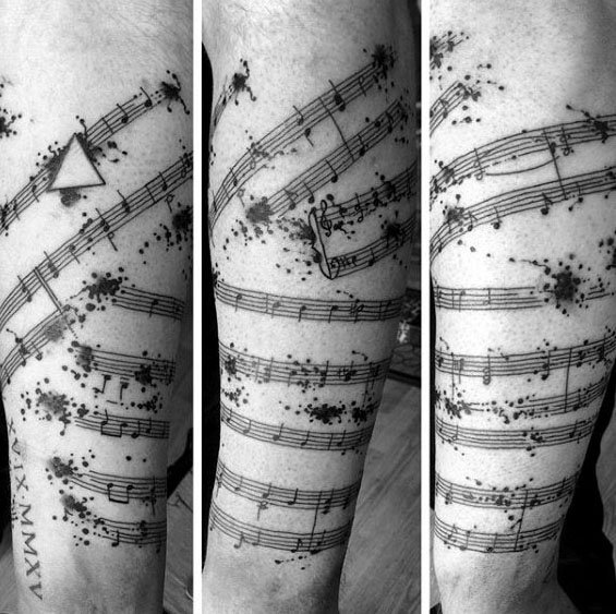 tatuaje musical para hombre 39