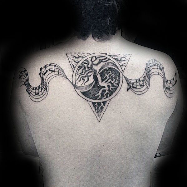 tatuaje musical para hombre 46