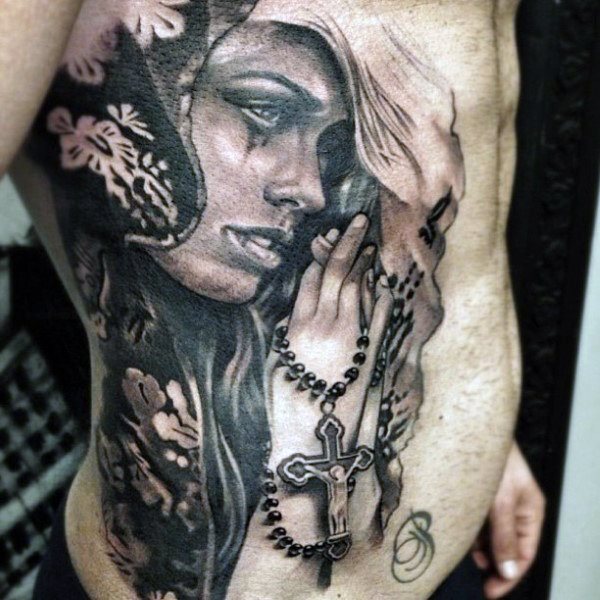 tatuaje rosario para hombre 12