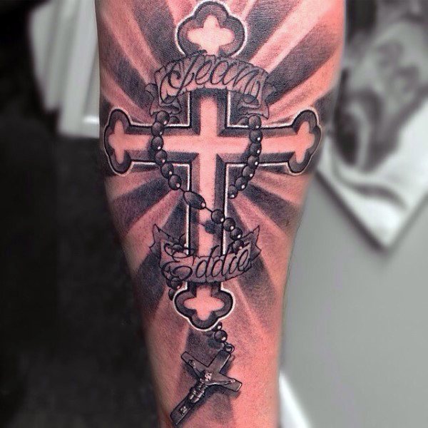 tatuaje rosario para hombre 34