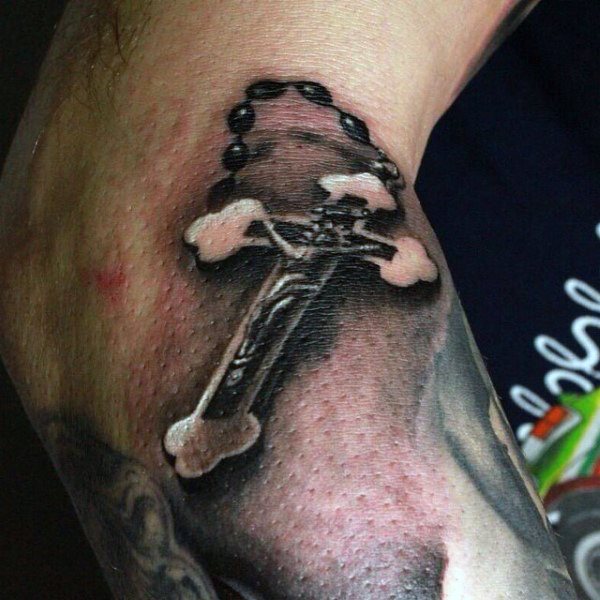 tatuaje rosario para hombre 84