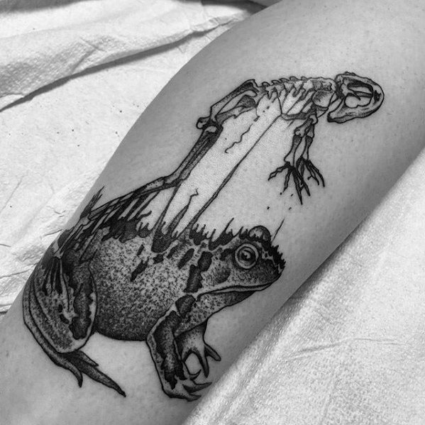 tatuaje sapo para hombre 16