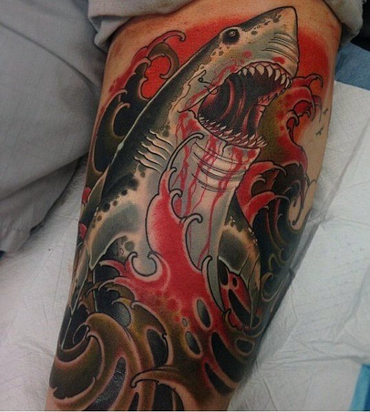 tatuaje tiburon para hombre 22