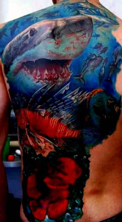 tatuaje tiburon para hombre 34
