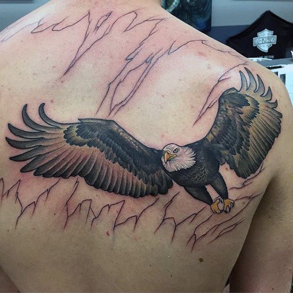 tatuaje aguila para hombre 42