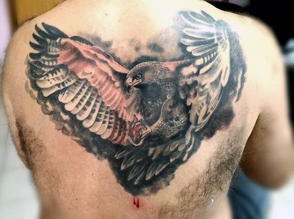 tatuaje aguila para hombre 50