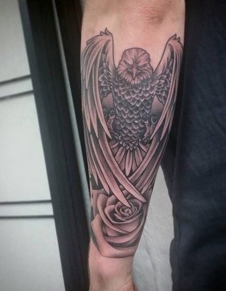 tatuaje aguila para hombre 70