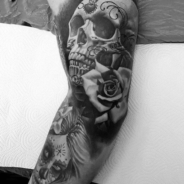 tatuaje calavera realista para hombre 06
